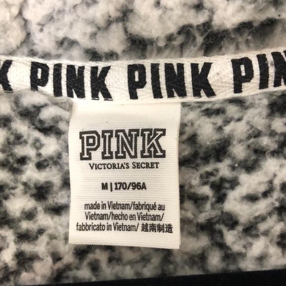 VS PINK Sherpa Half Zip Gray Size Medium - Picture 7 of 7